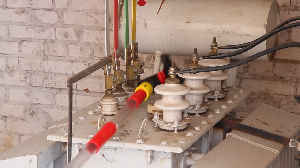 Загрязнение - одна из главных причин выхода из строя электроустановок.